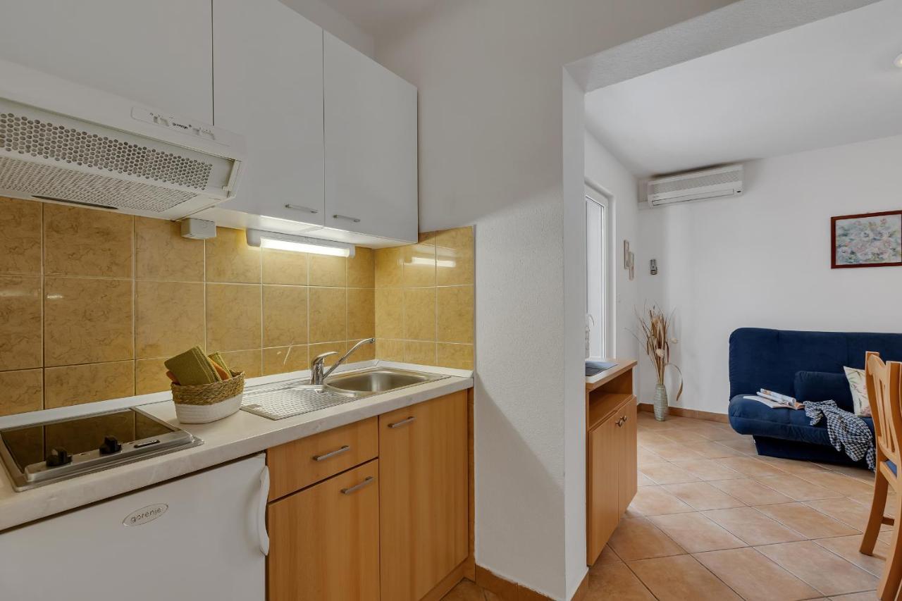 Apartments Vranjes Brela Zewnętrze zdjęcie