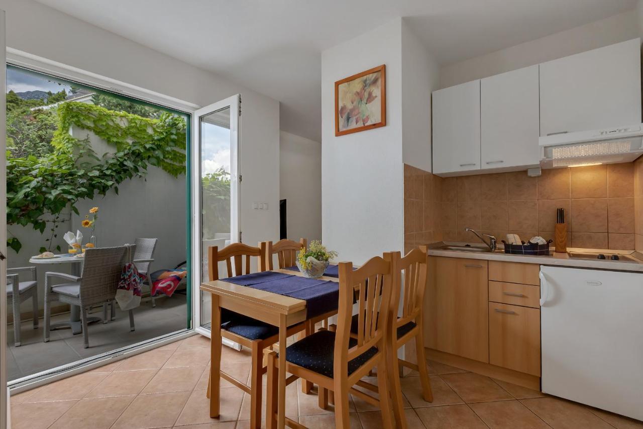 Apartments Vranjes Brela Zewnętrze zdjęcie