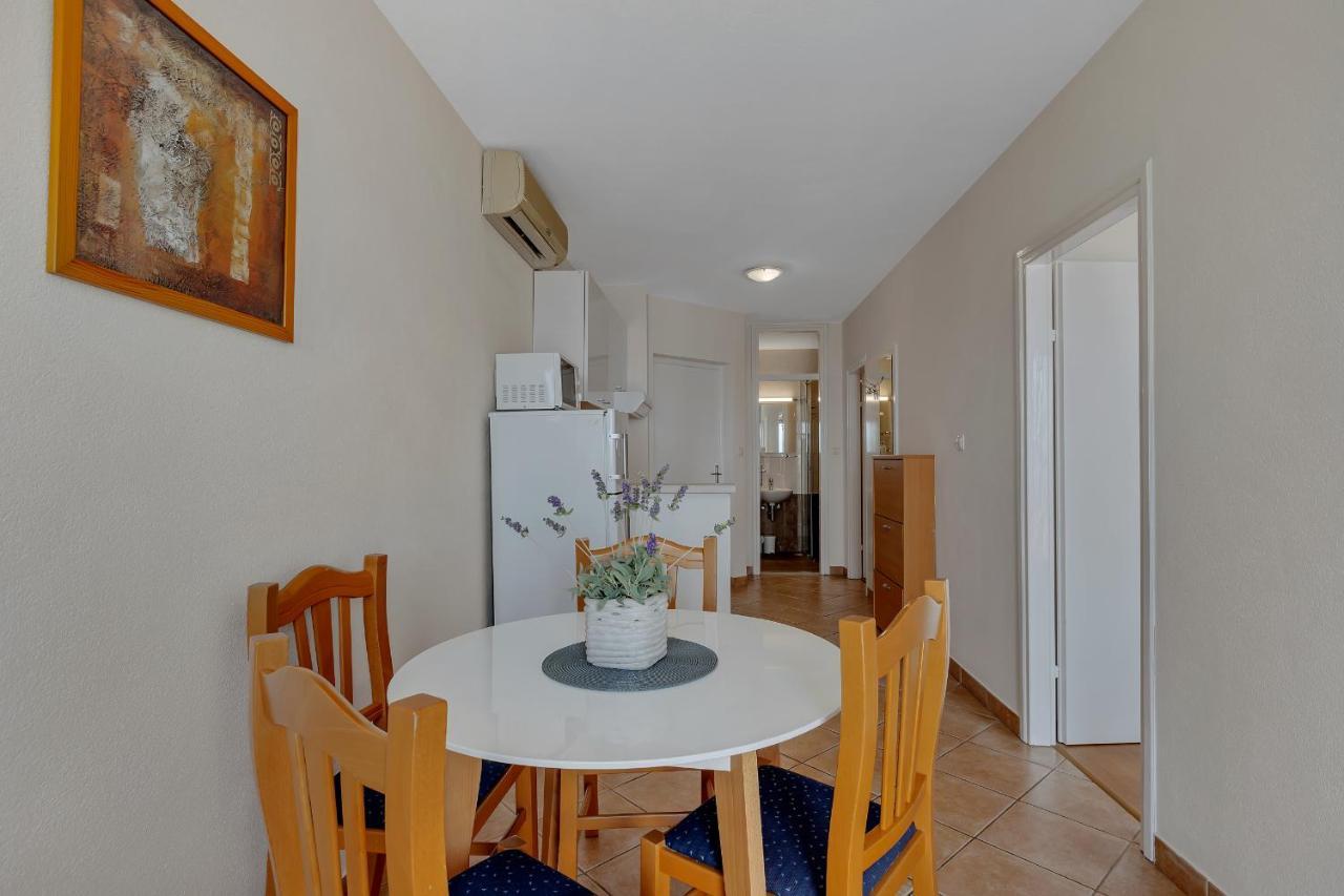 Apartments Vranjes Brela Zewnętrze zdjęcie